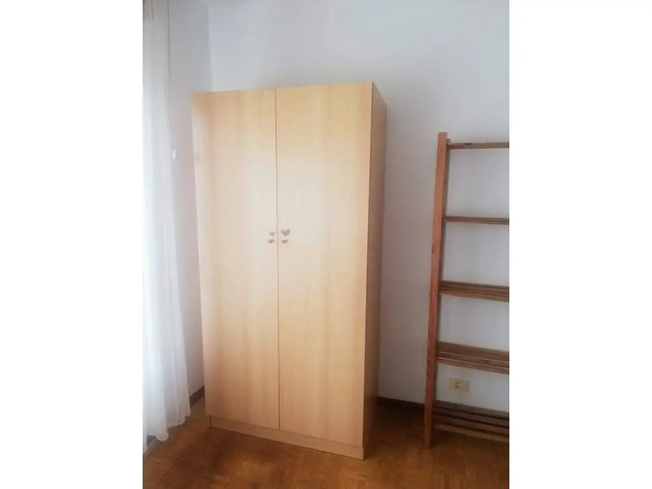 Bedroom of Flat for rent in Burgos  with Heating, Parquet flooring and Terrace