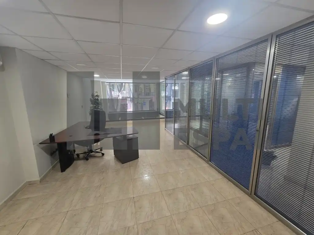 Business premises for sale in Carrer de Viladomat, imagen 18