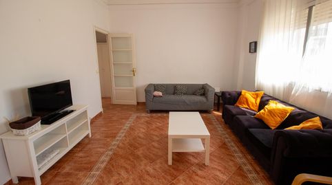 Foto 2 de Piso de alquiler en Carrer del Vinalopó, 2, La Bega Baixa - Plaza Xúquer, Valencia Capital