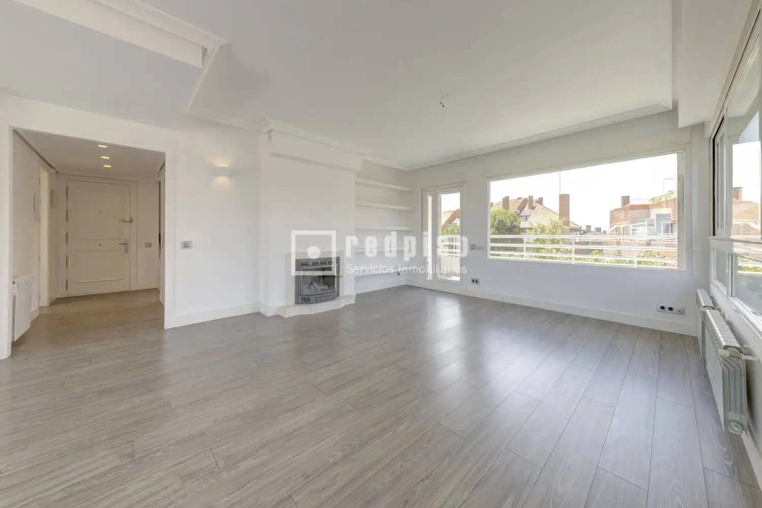 Vista exterior de Ático en venta en Pozuelo de Alarcón con Calefacción, Jardín privado y Terraza