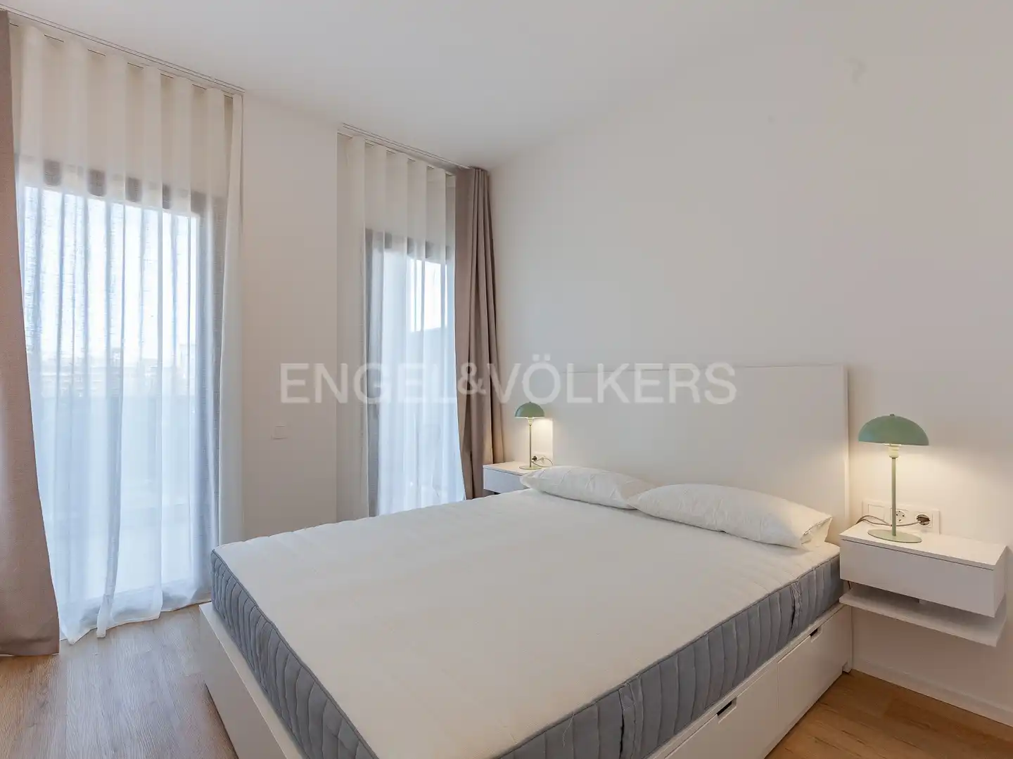 Habitación de Piso de alquiler en Esplugues de Llobregat con Aire acondicionado, Calefacción y Jardín privado