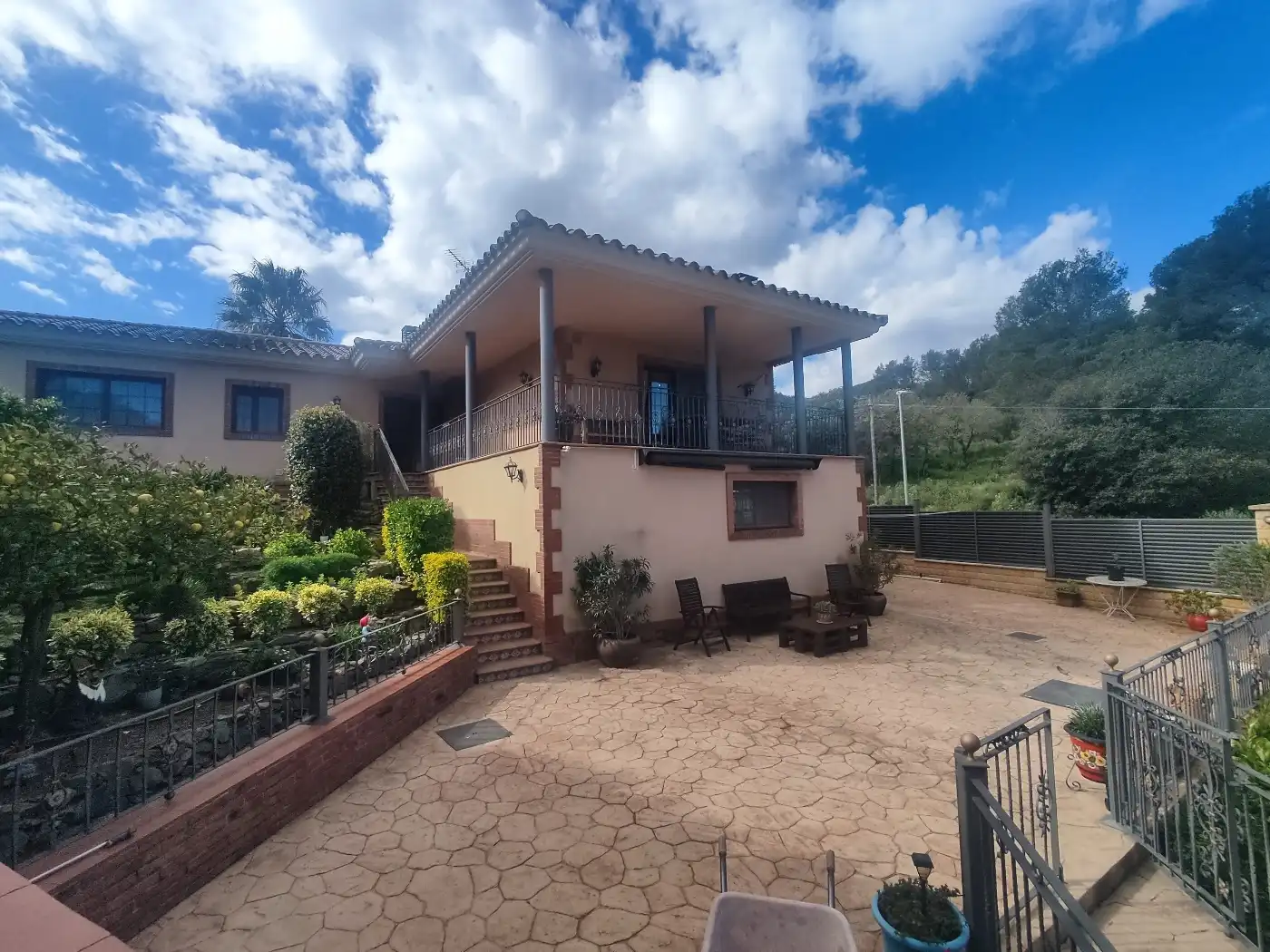 Vista exterior de Casa o chalet en venta en Riudecanyes con Aire acondicionado, Jardín privado y Terraza