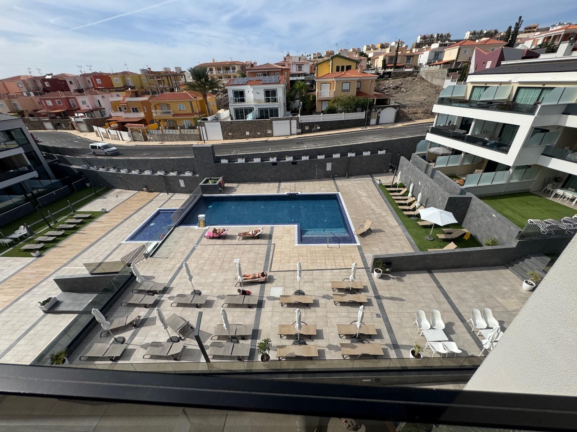 Swimming pool of Apartment to rent in Mogán