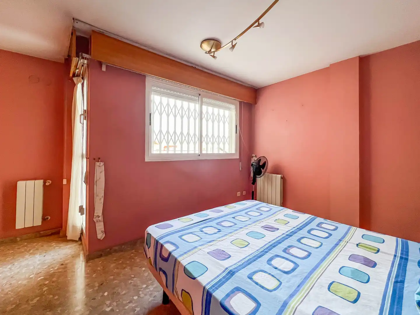 Habitación de Piso en venta en Valencia con Balcón