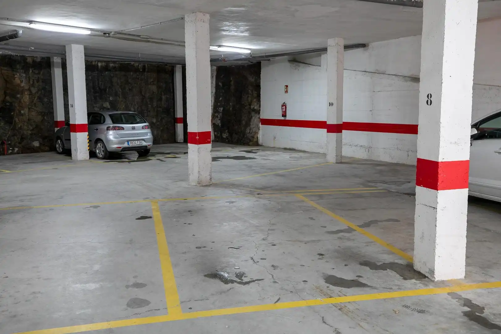 Parking de Dúplex en venta en Biescas con Calefacción, Trastero y Amueblado
