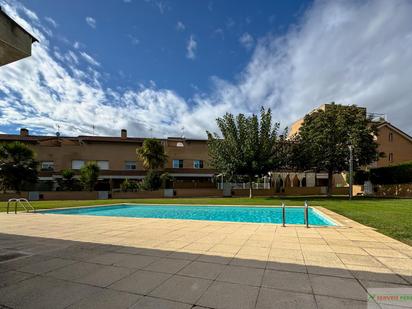 Piscina de Casa o xalet en venda en Torrefarrera amb Aire condicionat, Piscina i Balcó