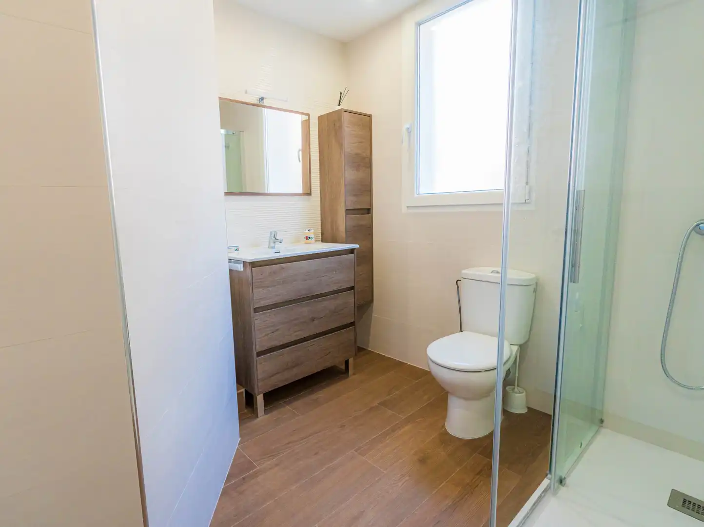 Baño de Piso en venta en Santander con Calefacción, Parquet y Terraza