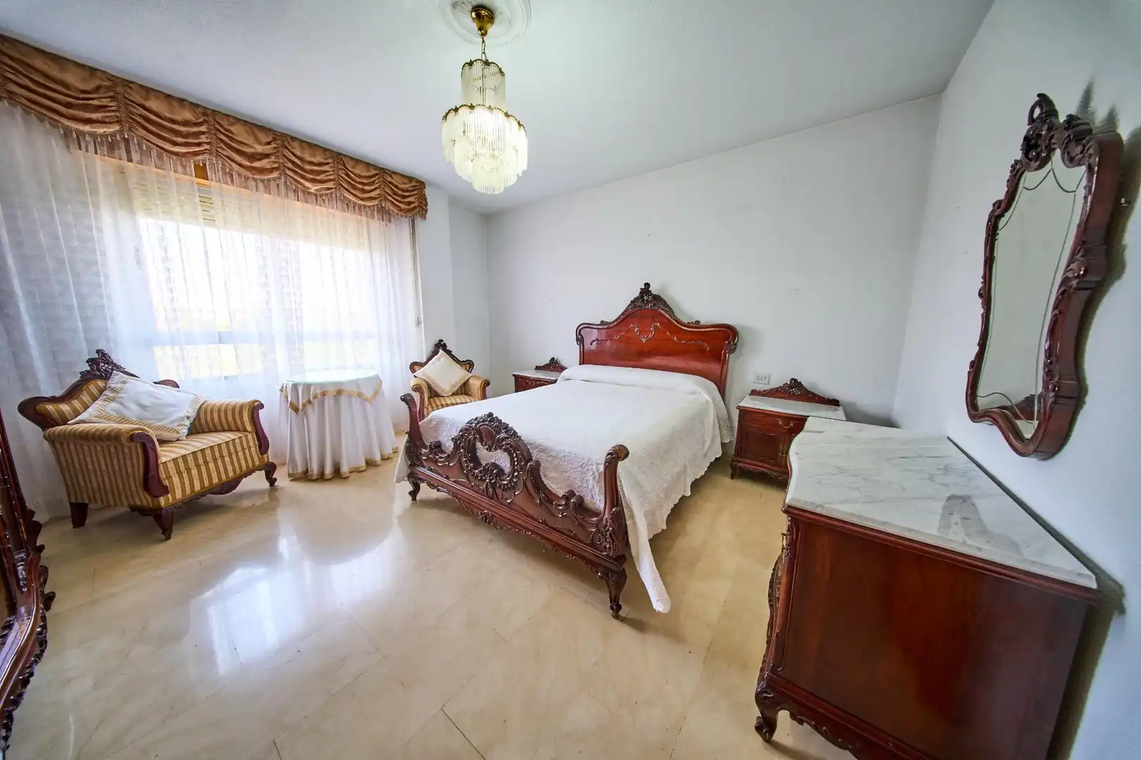 Bedroom of Flat for sale in Granada