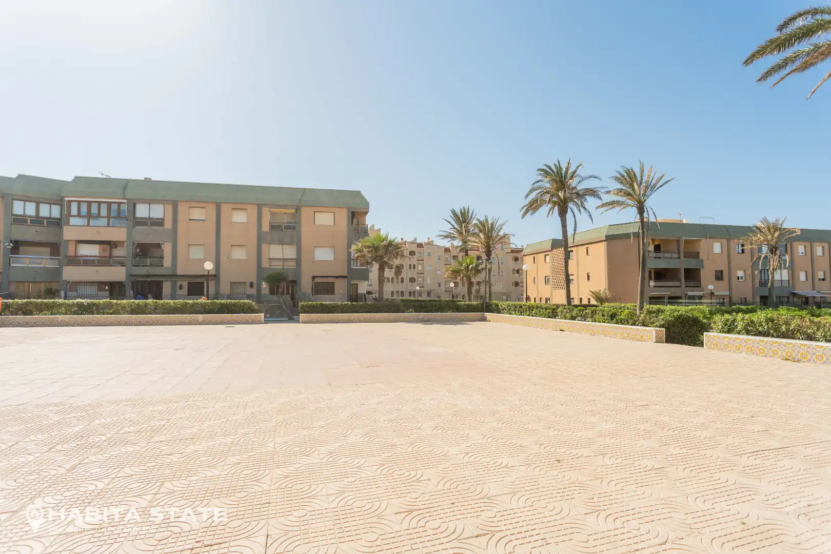 Vista exterior de Apartamento en venta en Almería con Aire acondicionado, Calefacción y Terraza