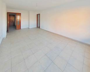 Flat for sale in  Madrid Capital  with Terrace, Storage room and Oven
