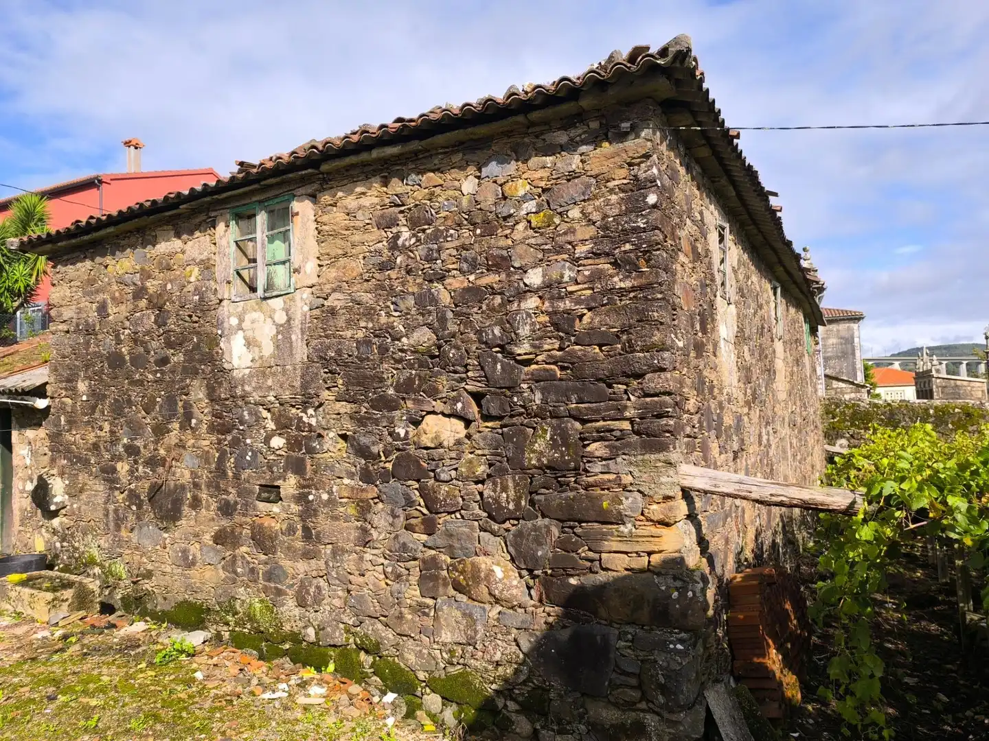 Vista exterior de Casa o chalet en venta en Santiago de Compostela  con Jardín privado