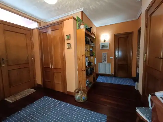 Casa o chalet en venta en Vigo  con Calefacción, Jardín privado y Parquet