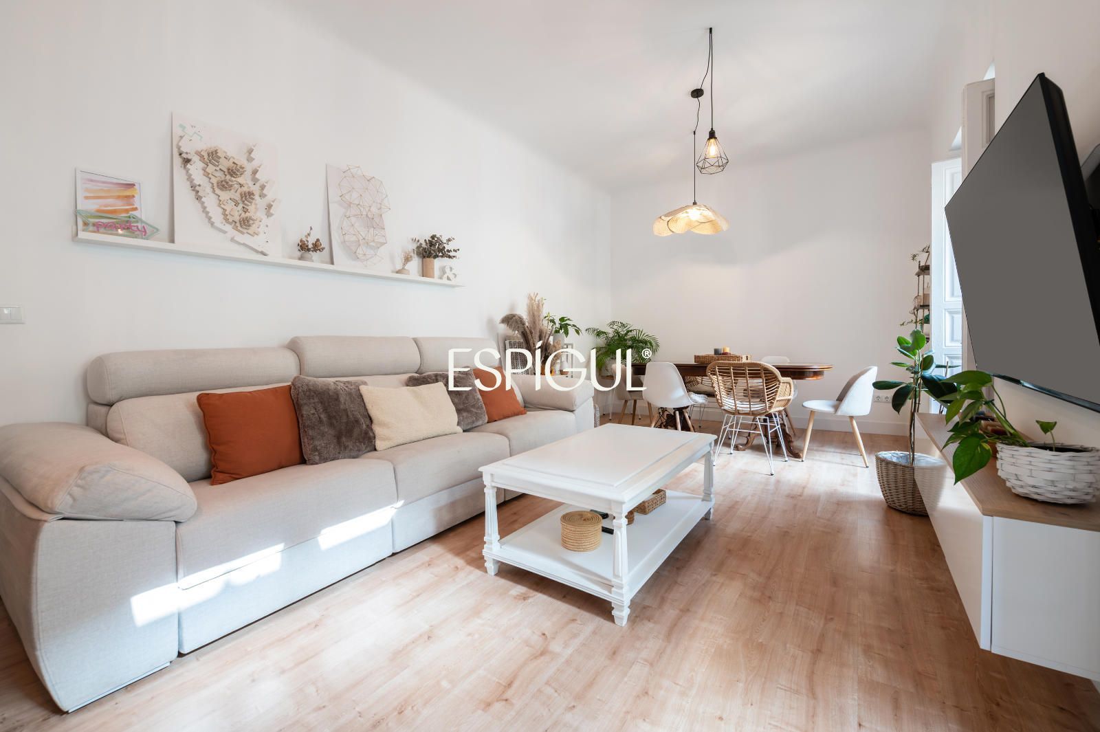 Sala de estar de Piso en venta en  Madrid Capital con Aire acondicionado, Calefacción y Balcón