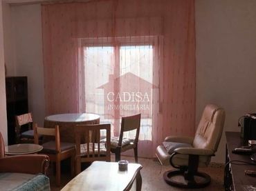 Casa con balcón en venta en Tamames