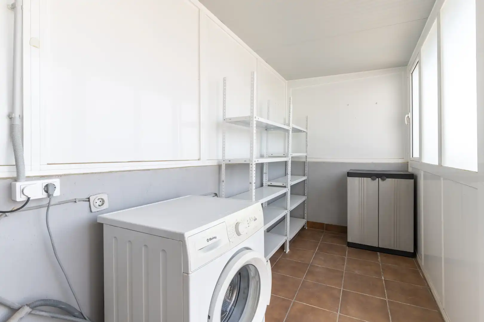 Planta baja en venta en Molins de Rei con Calefacción, Terraza y Trastero