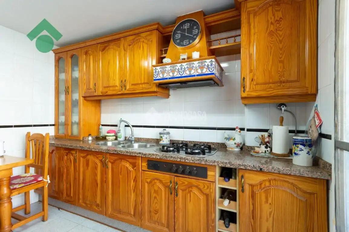 Kitchen of Flat for sale in Rincón de la Victoria