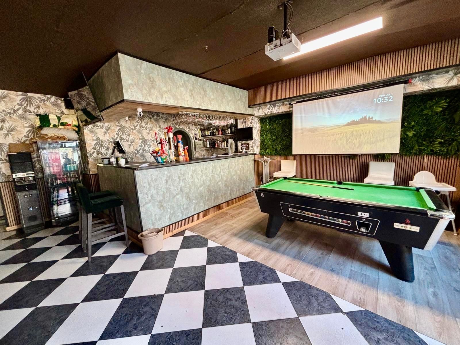 Local de lloguer en Benalmádena amb Aire condicionat i Moblat