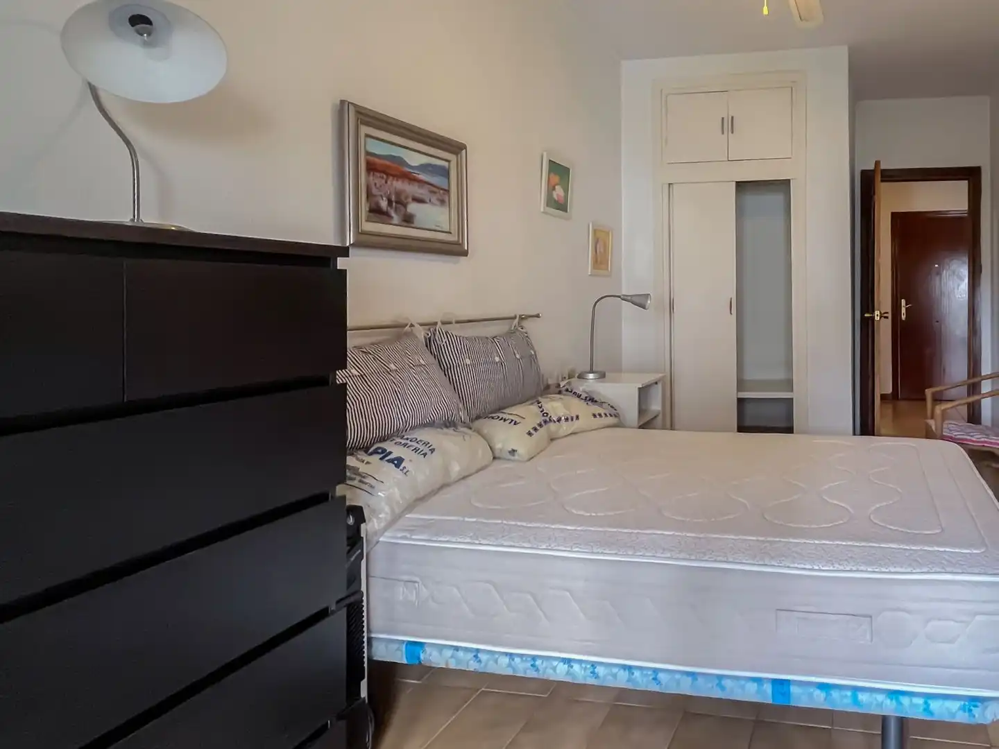 Schlafzimmer von Wohnung zur Miete in Sevilla mit Klimaanlage, Heizung und Terrasse
