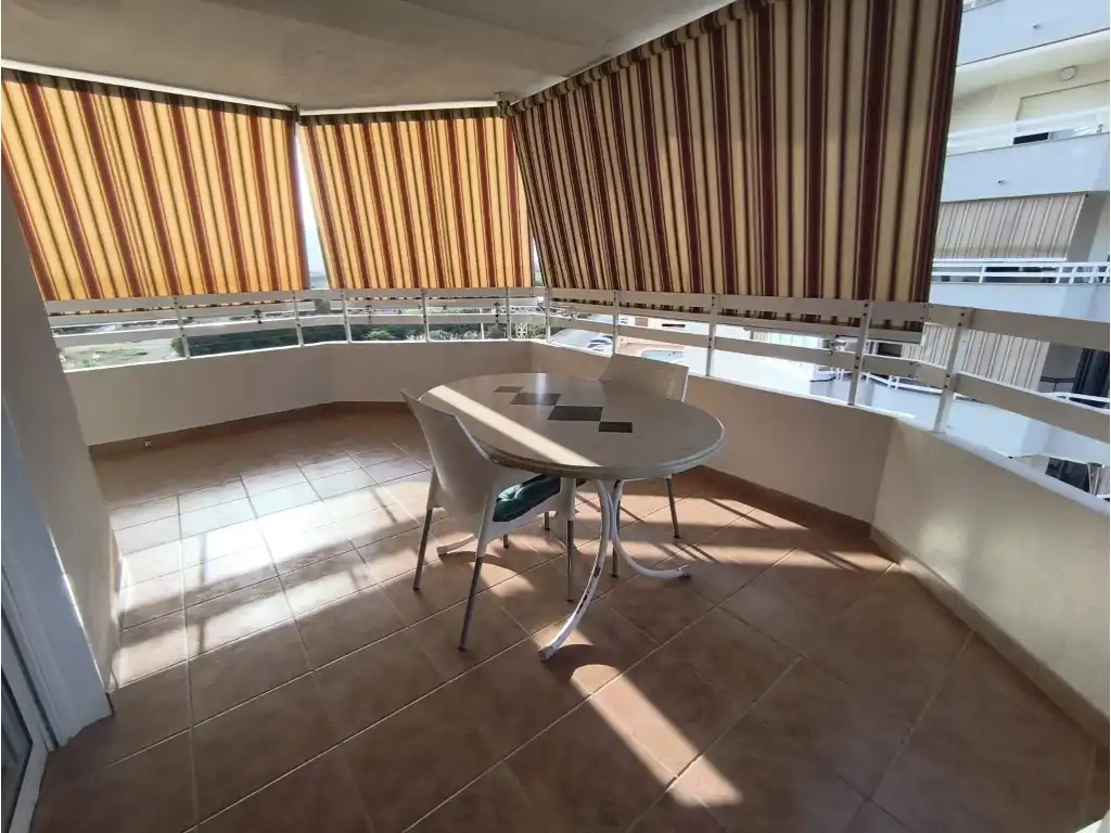 Terraza de Apartamento en venta en Tavernes de la Valldigna