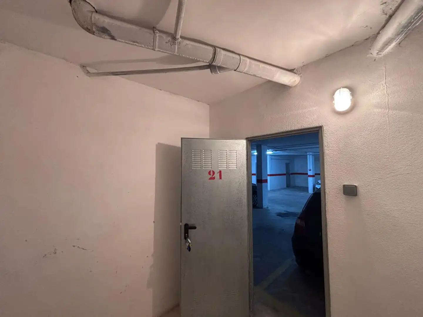 Parking of Attic for sale in Casinos  with Terrace, Storage room and Oven