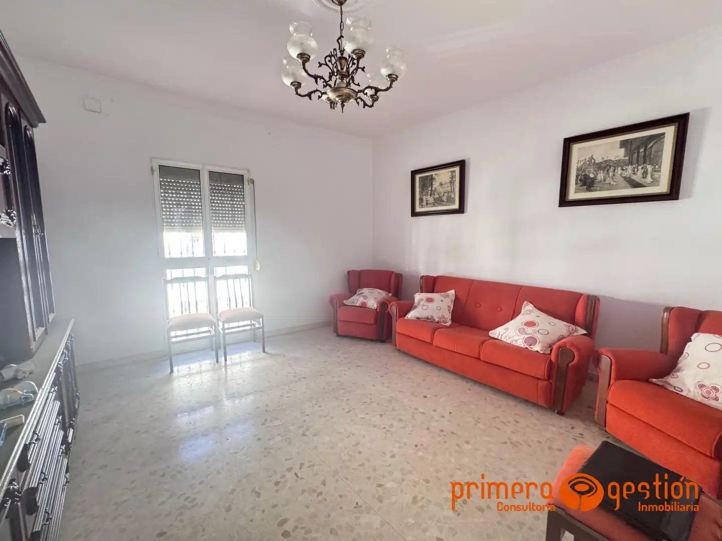 Sala d'estar de Casa o xalet en venda en Carmona