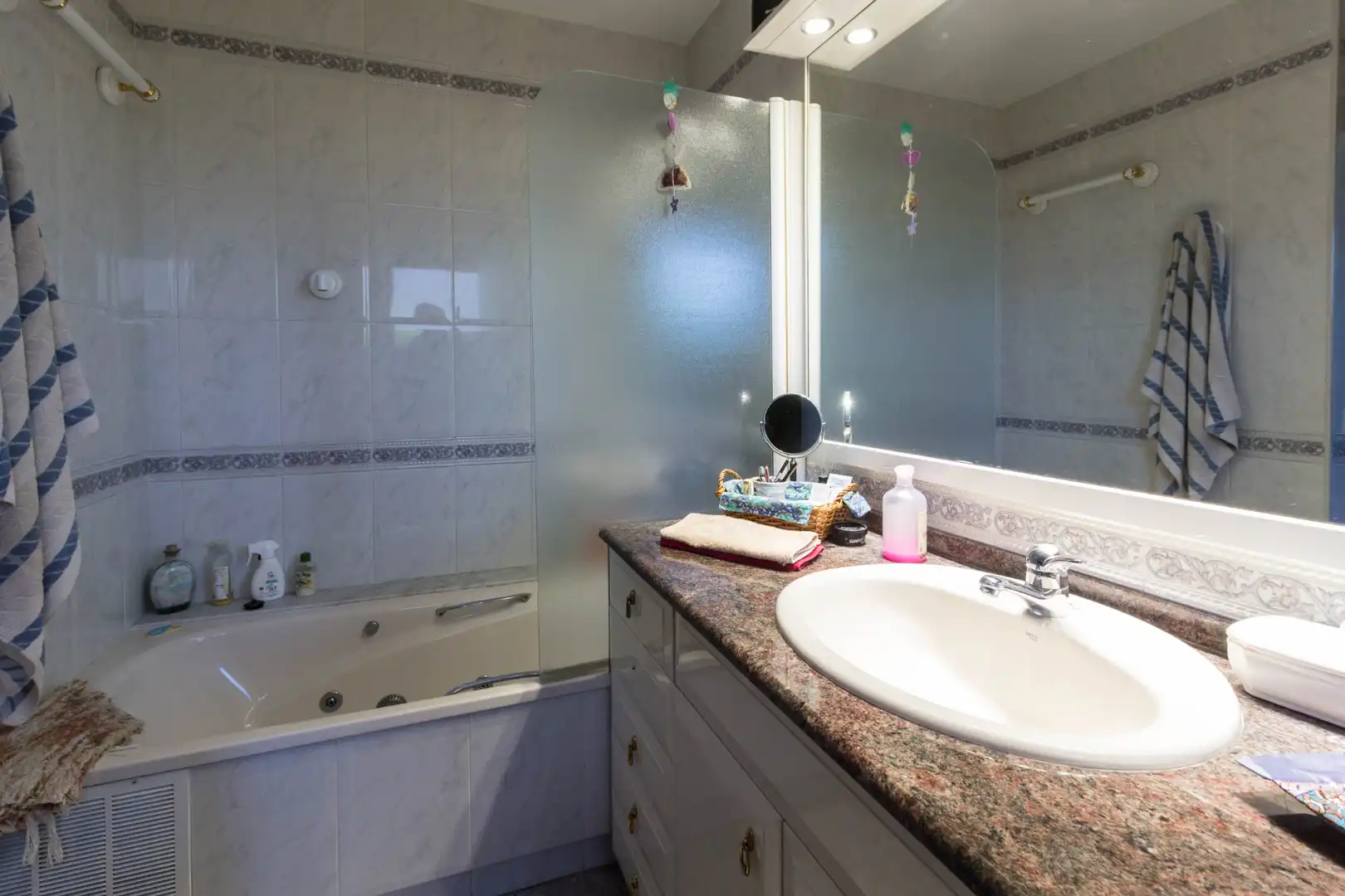 Bathroom of Houses for sale in Cambrils  with Air Conditioner, Heating and Private garden