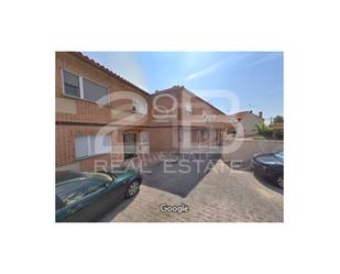 Exterior view of Garage for sale in Olías del Rey