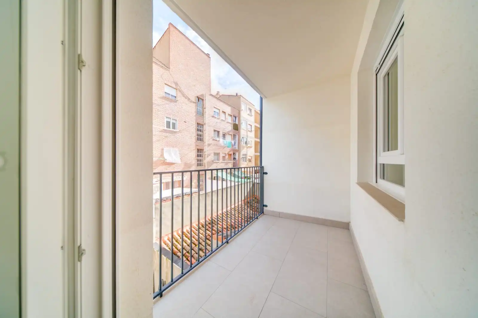 Flat with terrace for sale in Calle de las Delicias 15, imagen 16
