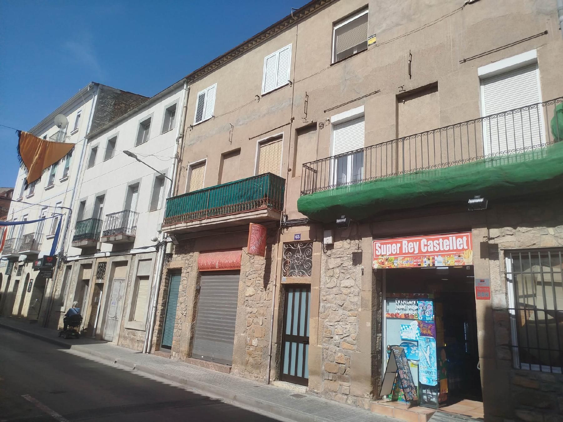 Vista exterior de Pis en venda en Sant Vicenç de Castellet