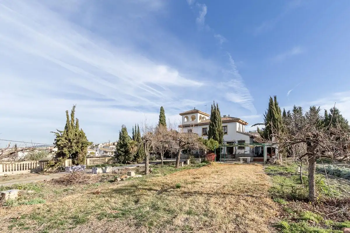 Casa rústica amb piscina en venda a Calle CAJAR