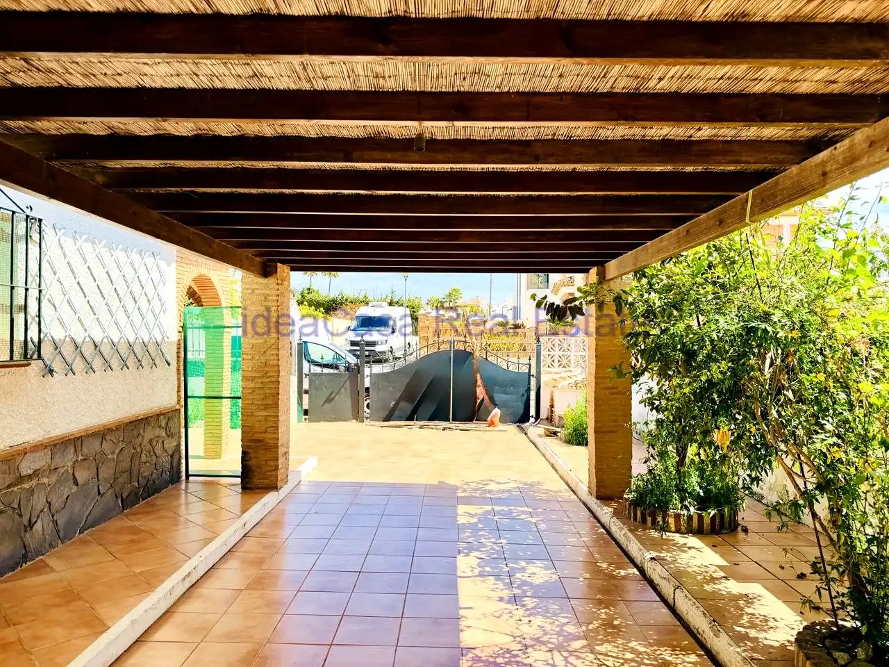 Vista exterior de Casa o chalet de alquiler en Mijas