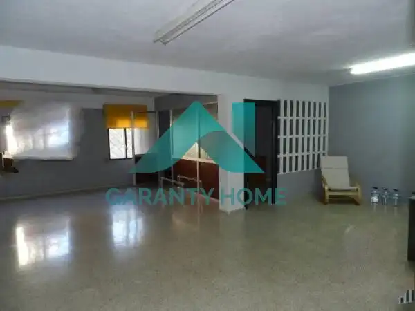 Ufficio in affitto a Casco Antiguo, imagen 6