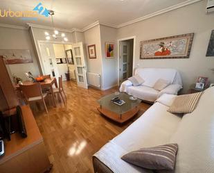 Sala d'estar de Pis en venda en Badajoz Capital amb Aire condicionat