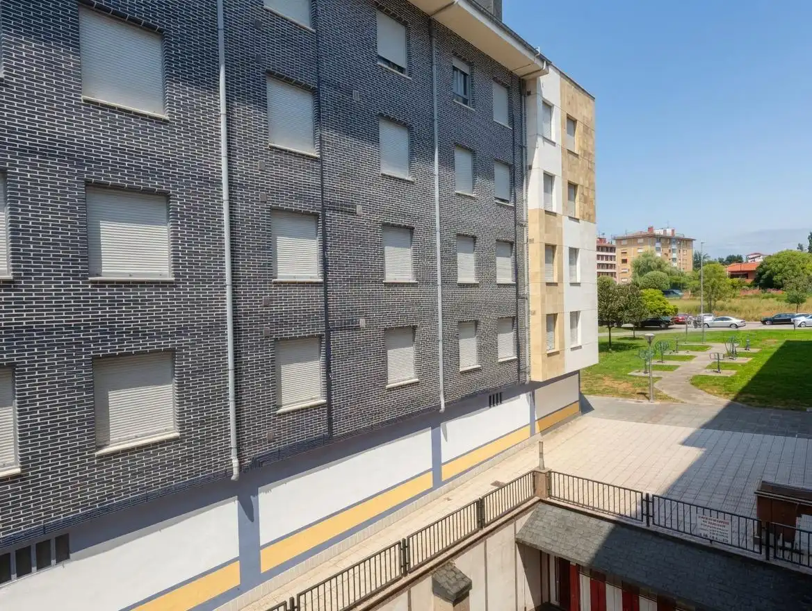 Vista exterior de Piso en venta en Siero con Calefacción