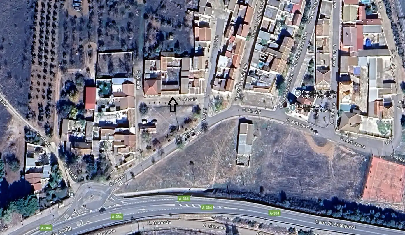 Vista exterior de Casa o xalet en venda en Antequera amb Jardí privat i Traster