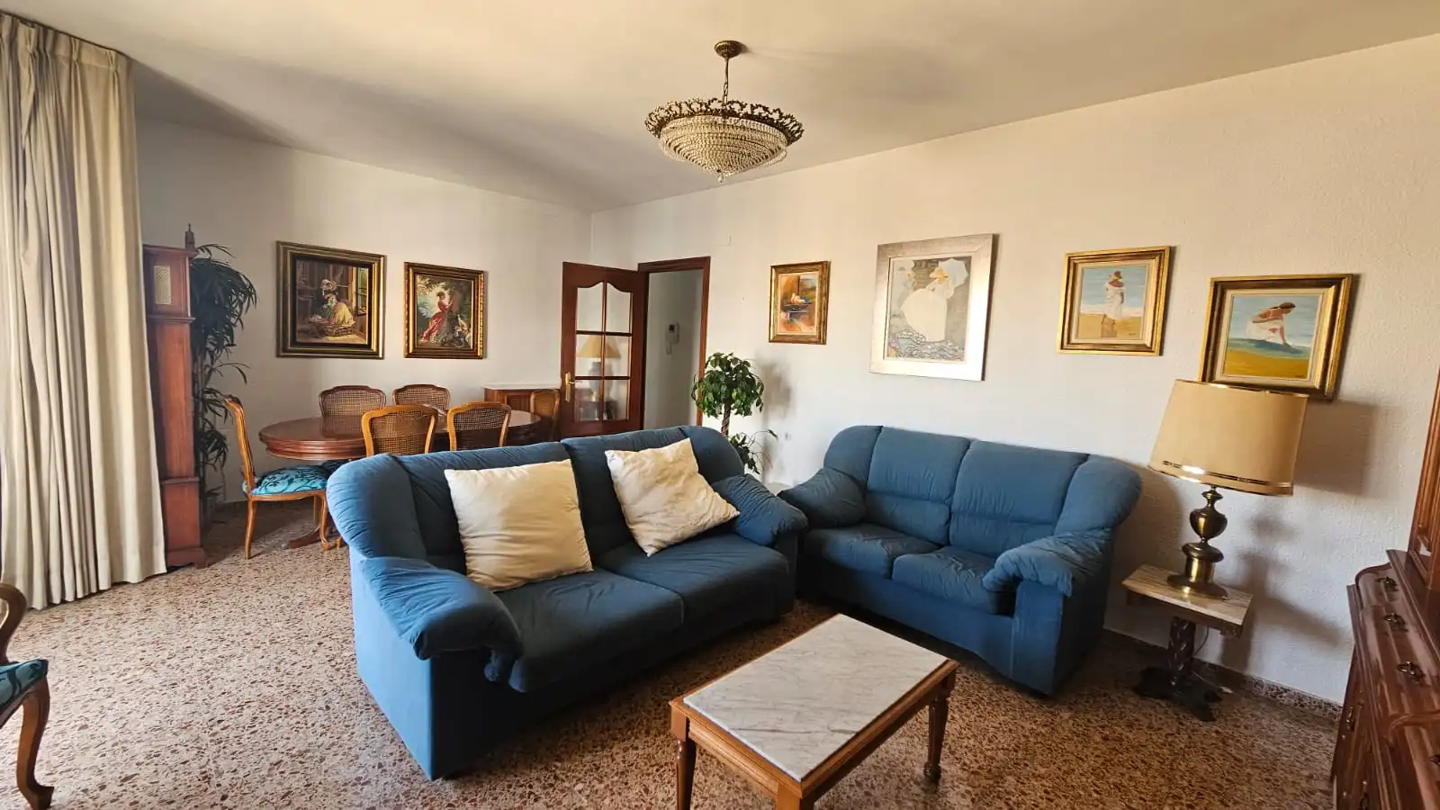 Living room of Flat for sale in Valencia  with Air Conditioner, Heating and Balcony
