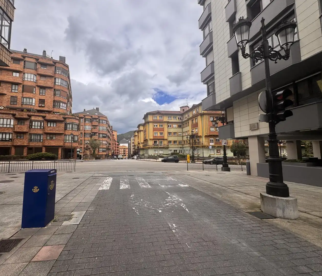 Vista exterior de Pis de lloguer en Oviedo  amb Moblat