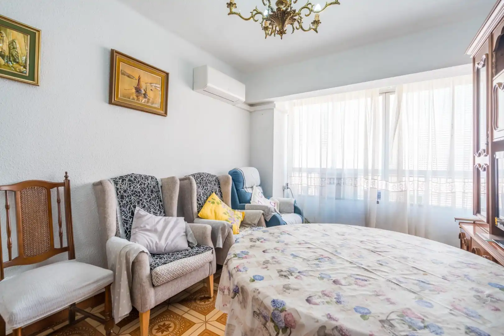 Bedroom of Apartments for sale in Valencia  with Air Conditioner