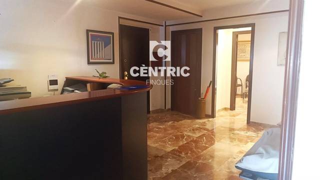 Piso en Venta en Rambla d'Ègara en Barri del Centre