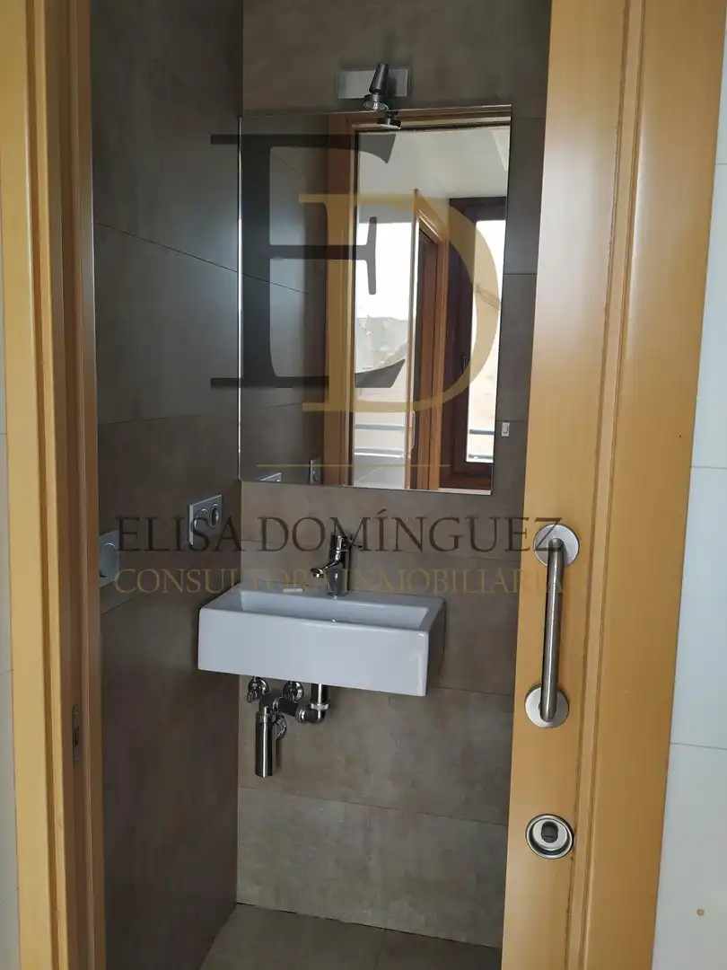 Dúplex de alquiler en Universidad - Tenerías