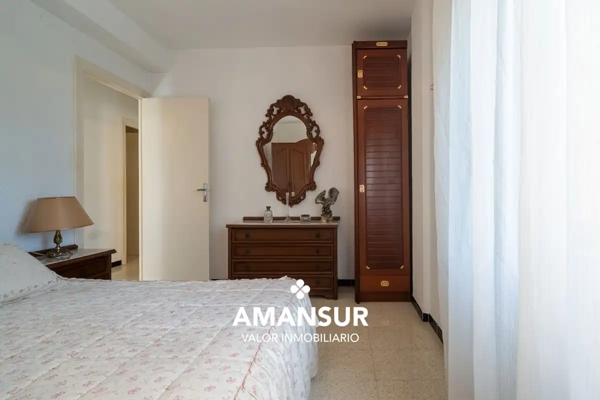 Habitación de Piso en venta en Huelva con Amueblado
