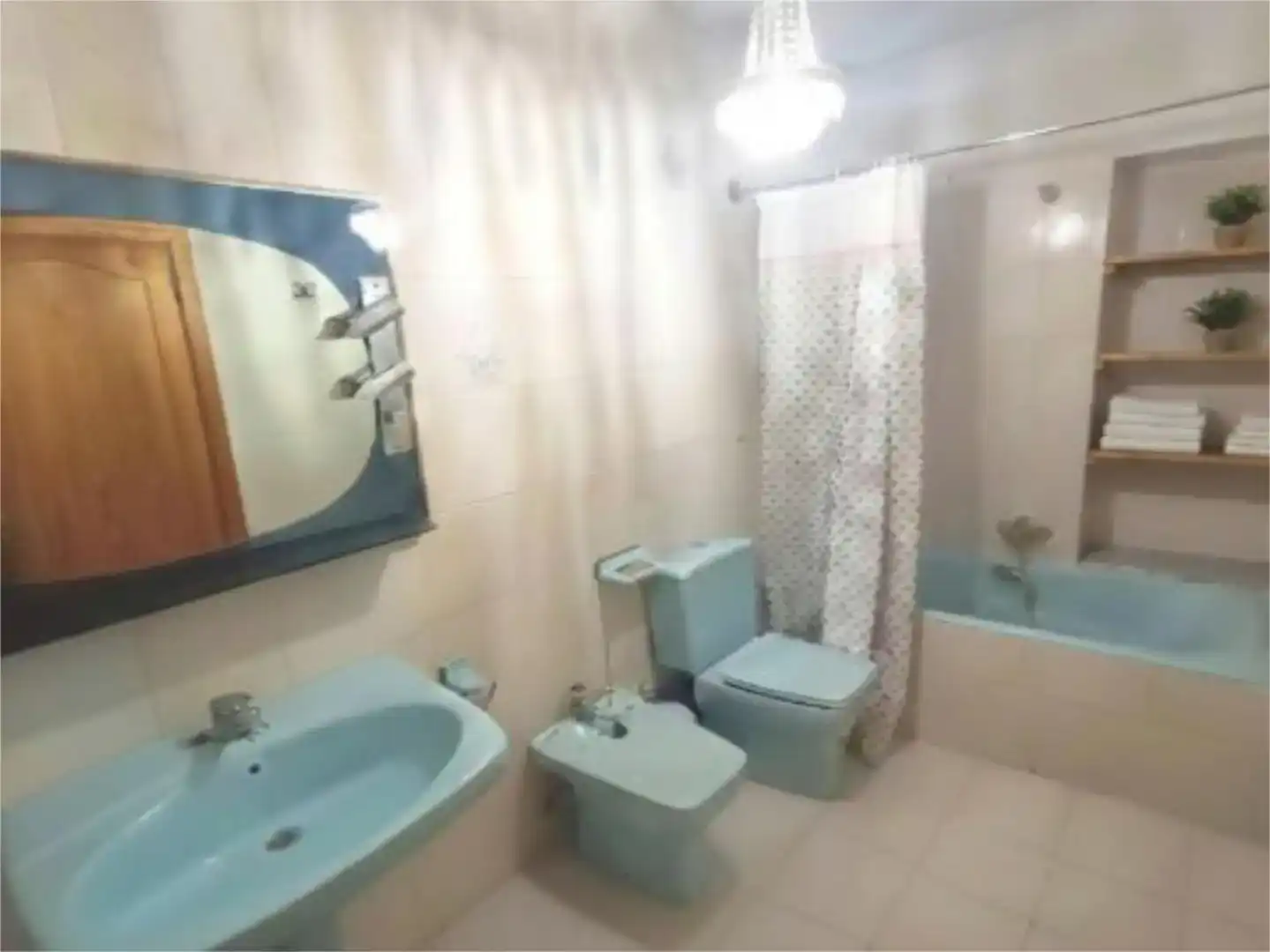 Baño de Piso en venta en Campanet con Jardín privado, Trastero y Piscina