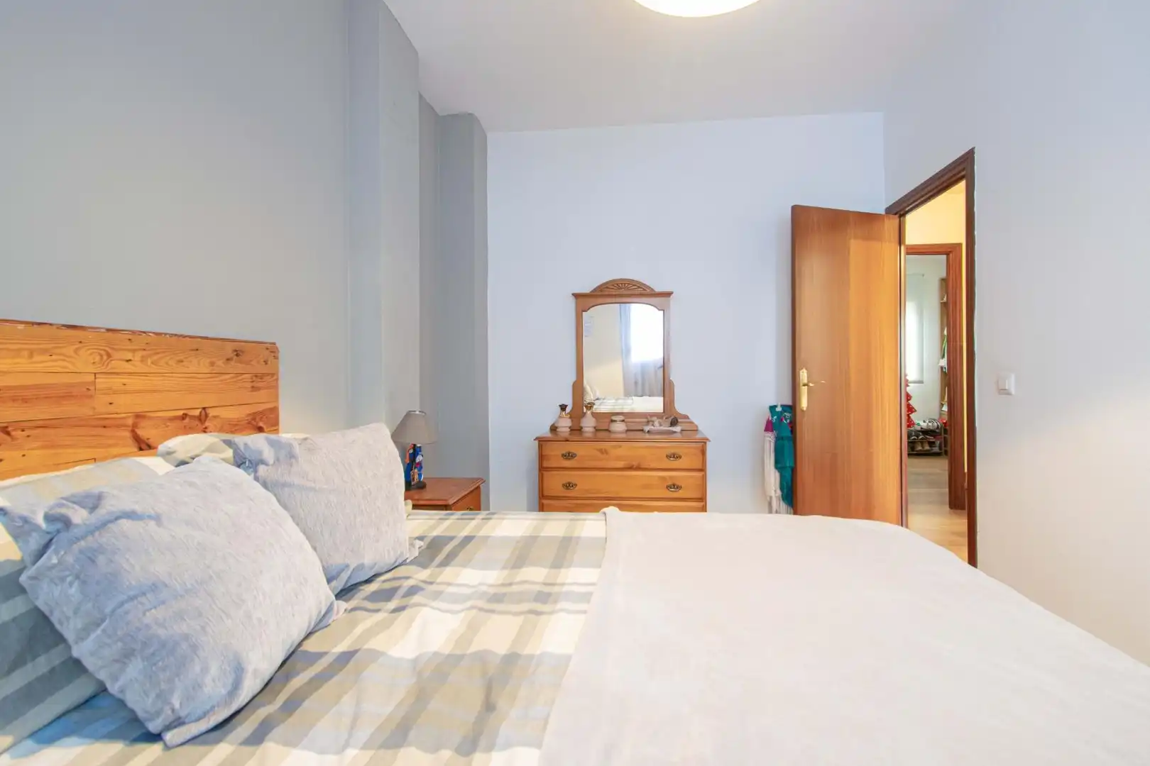 Bedroom of Detached homes for sale in Almensilla  with Private garden, Storage room and Swimming Pool