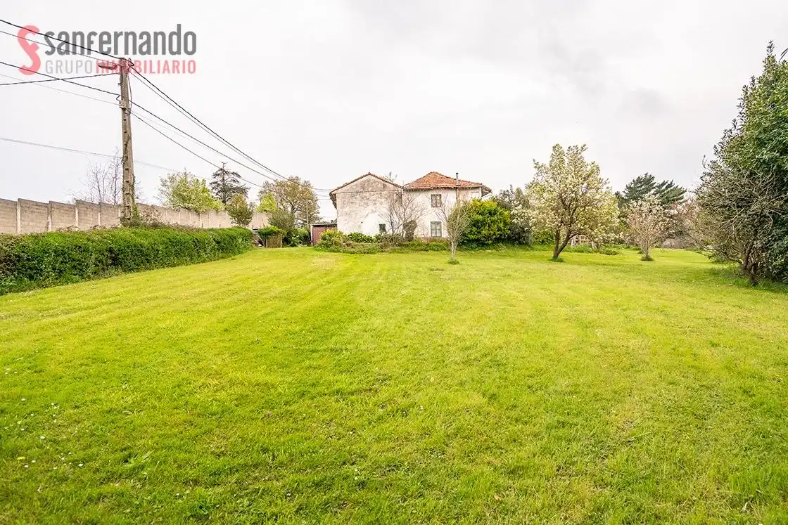 Country house zum Verkauf in Torrelavega  mit Abstellraum