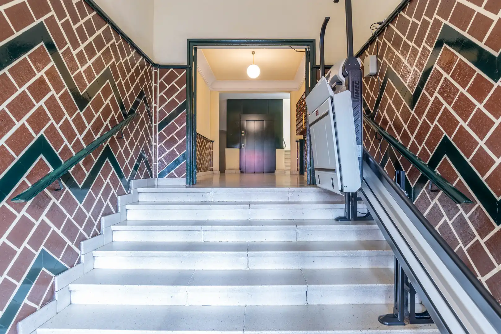 Piso con ascensor en venta en Calle de Meléndez Valdés, imagen 3
