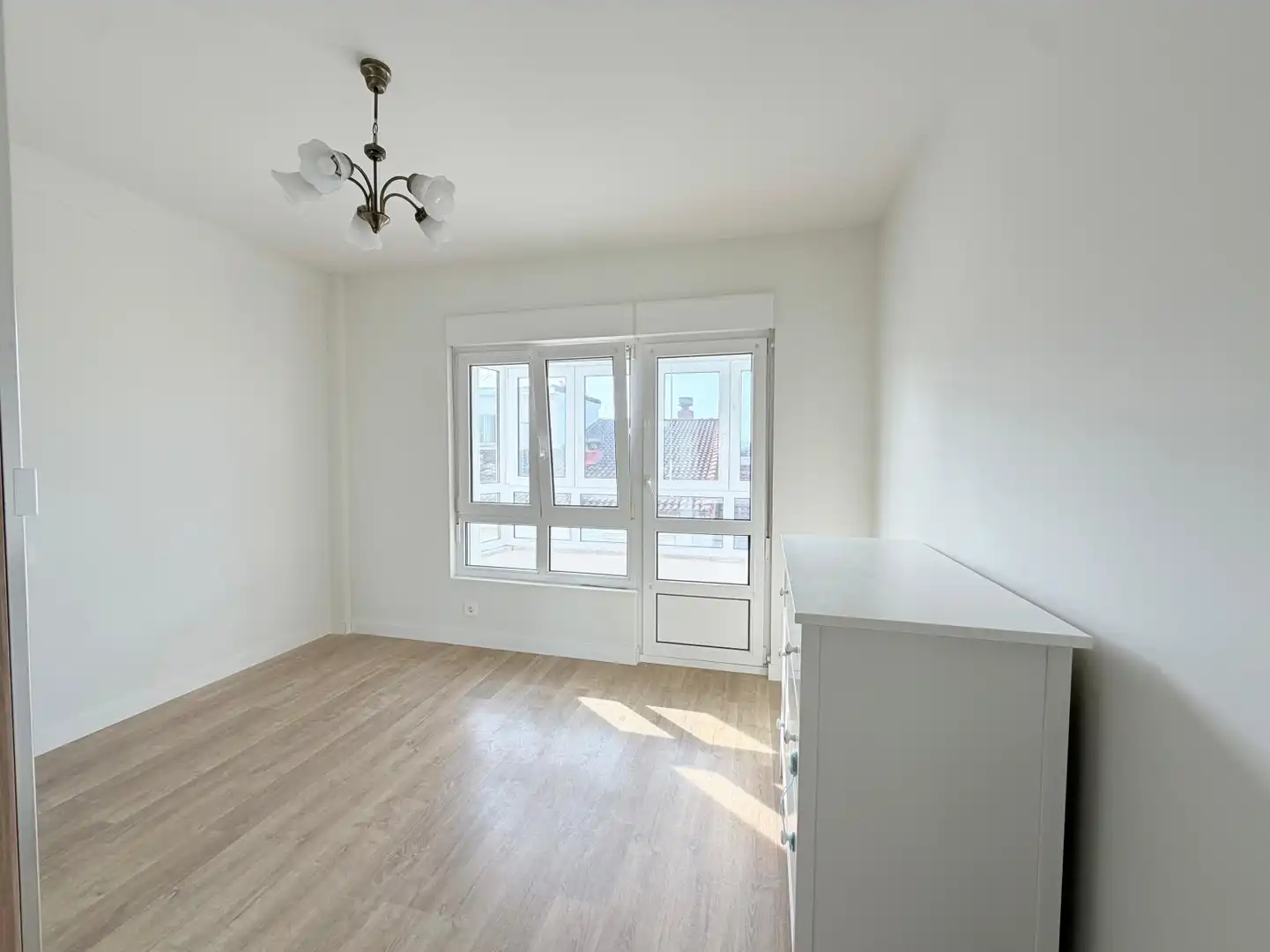 Habitación de Piso en venta en Avilés con Terraza y Amueblado