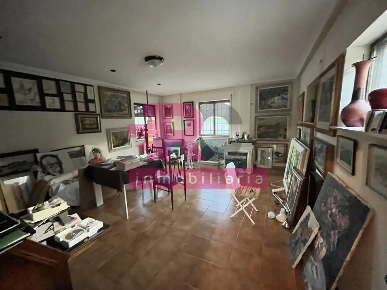 Sala d'estar de Casa o xalet en venda en Cabrerizos amb Calefacció, Jardí privat i Parquet