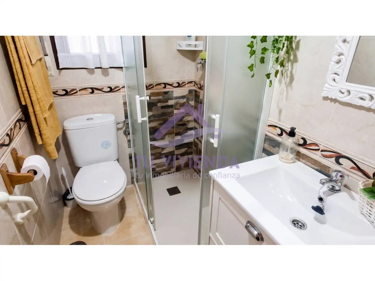 Bathroom of Detached homes for rent in Valdestillas  with Heating, Private garden and Terrace