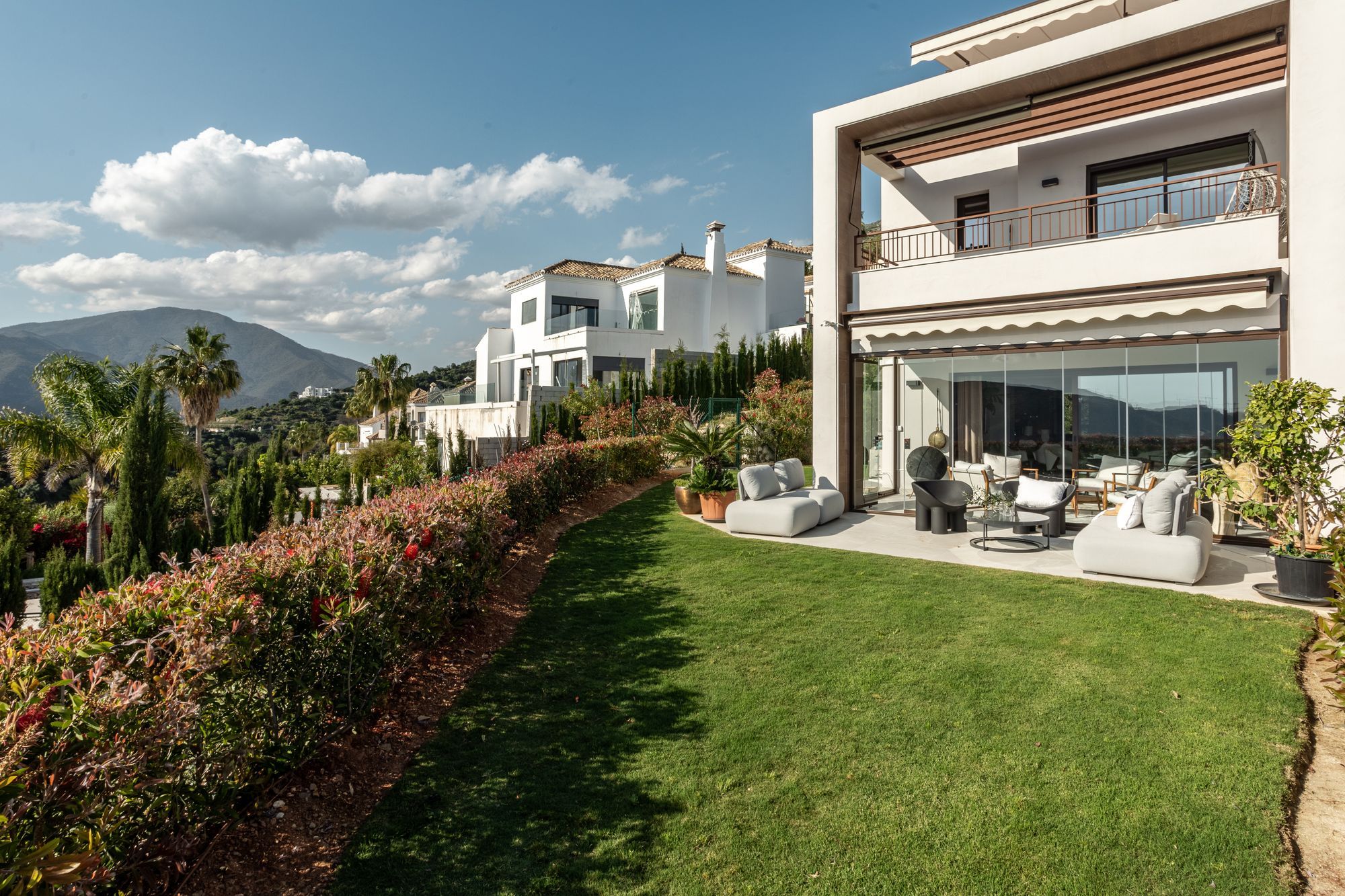 Single-family semi-detached for sale in Istán
