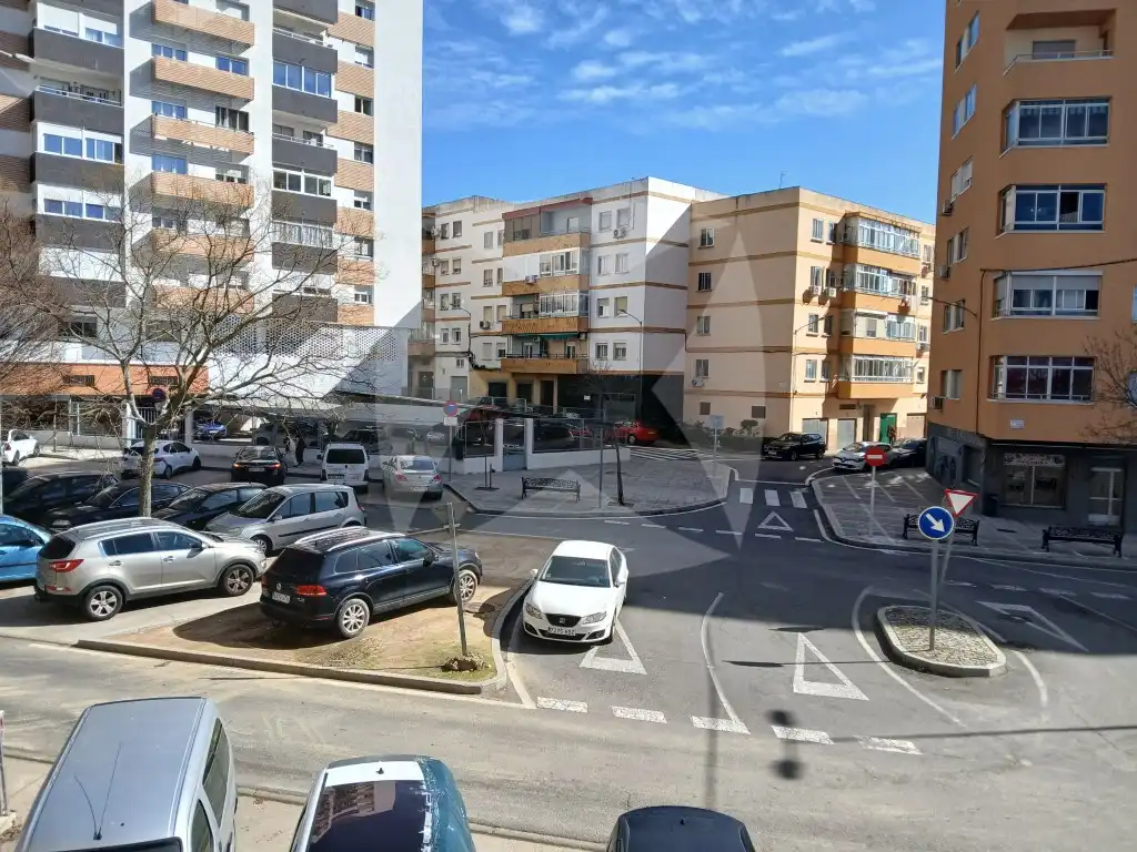 Vista exterior de Pis en venda en Cáceres amb Aire condicionat i Terrassa